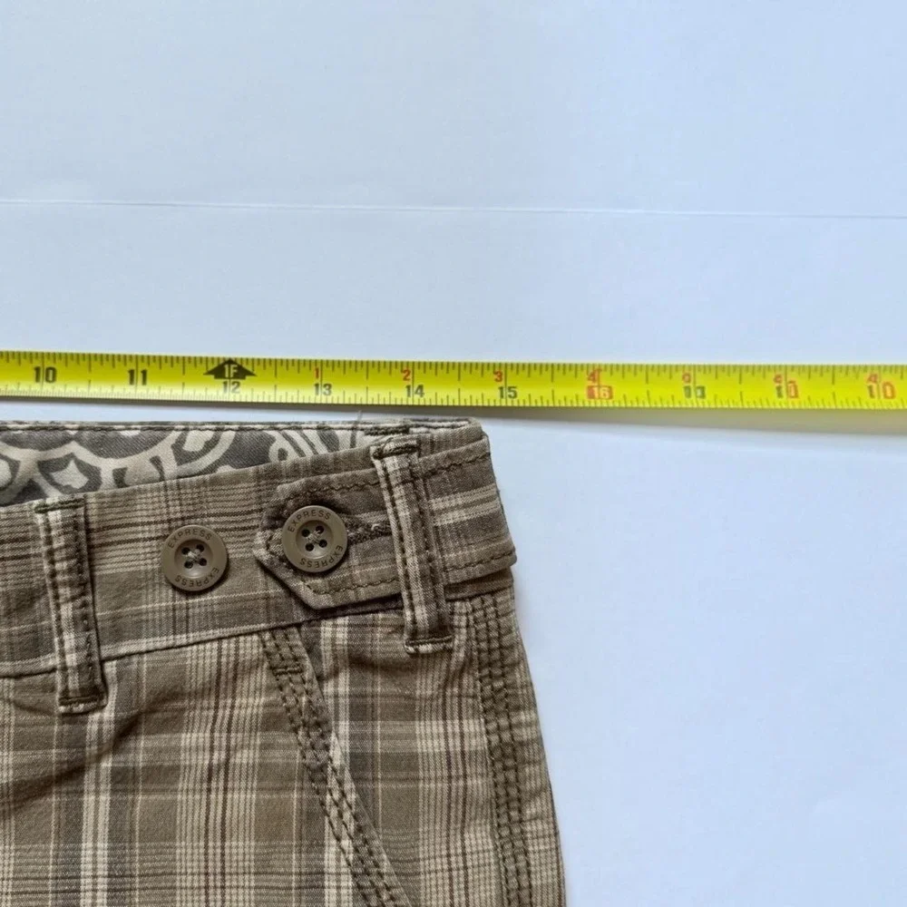 Express Womens Brown Plaid Y2K Bermuda Shorts Low Rise Knee Length Size 2